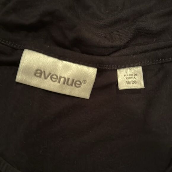 Avenue Black Gathered  Front Top Plus Size 18/20 3/4 Length Sleeves - Picture 5 of 5